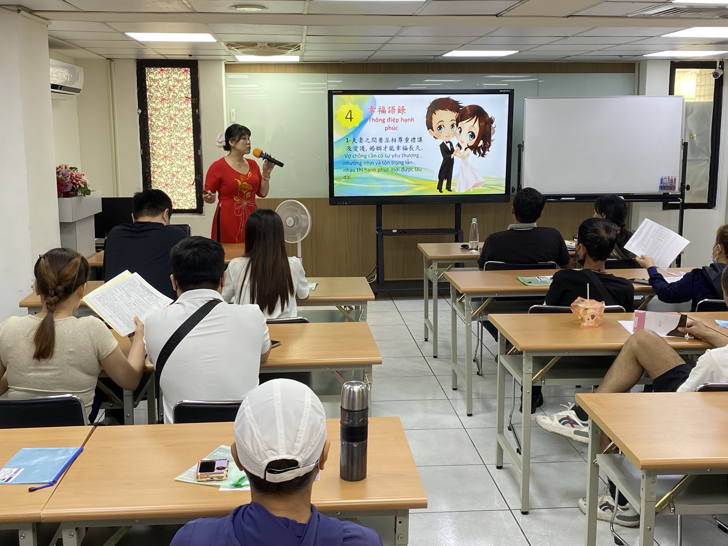 連碧鸞女士分享其來臺心路歷程。