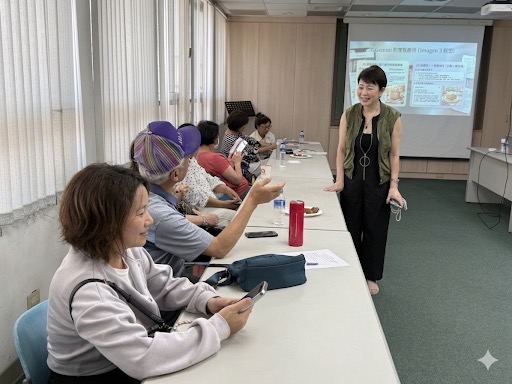 蕭千霈講師與新住民上課互動情形