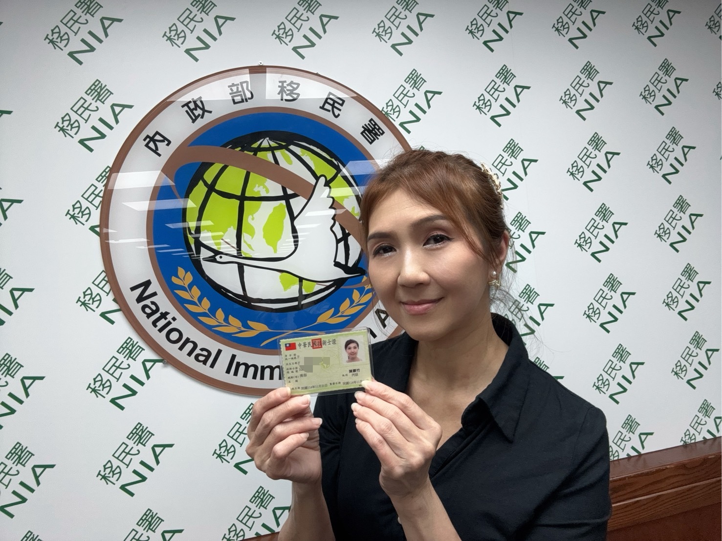 善用培力資源考照成功 印尼新住民獲移民署獎勵金肯定