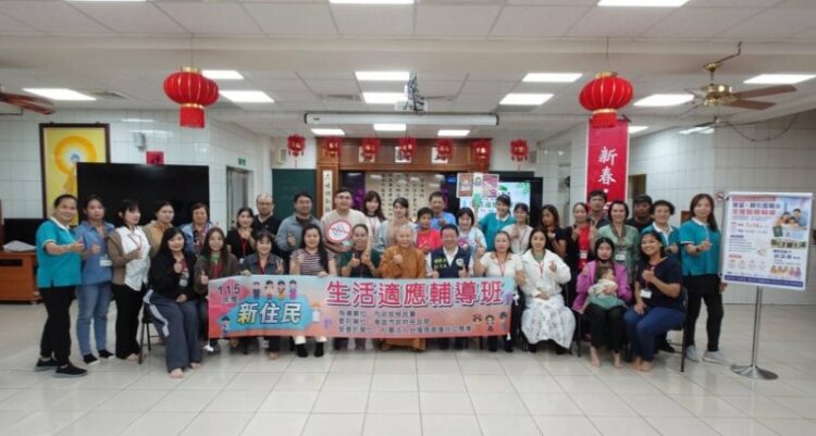 移民署高雄市第二服務站 攜手新住民宣導反賄選與投票注意事項
