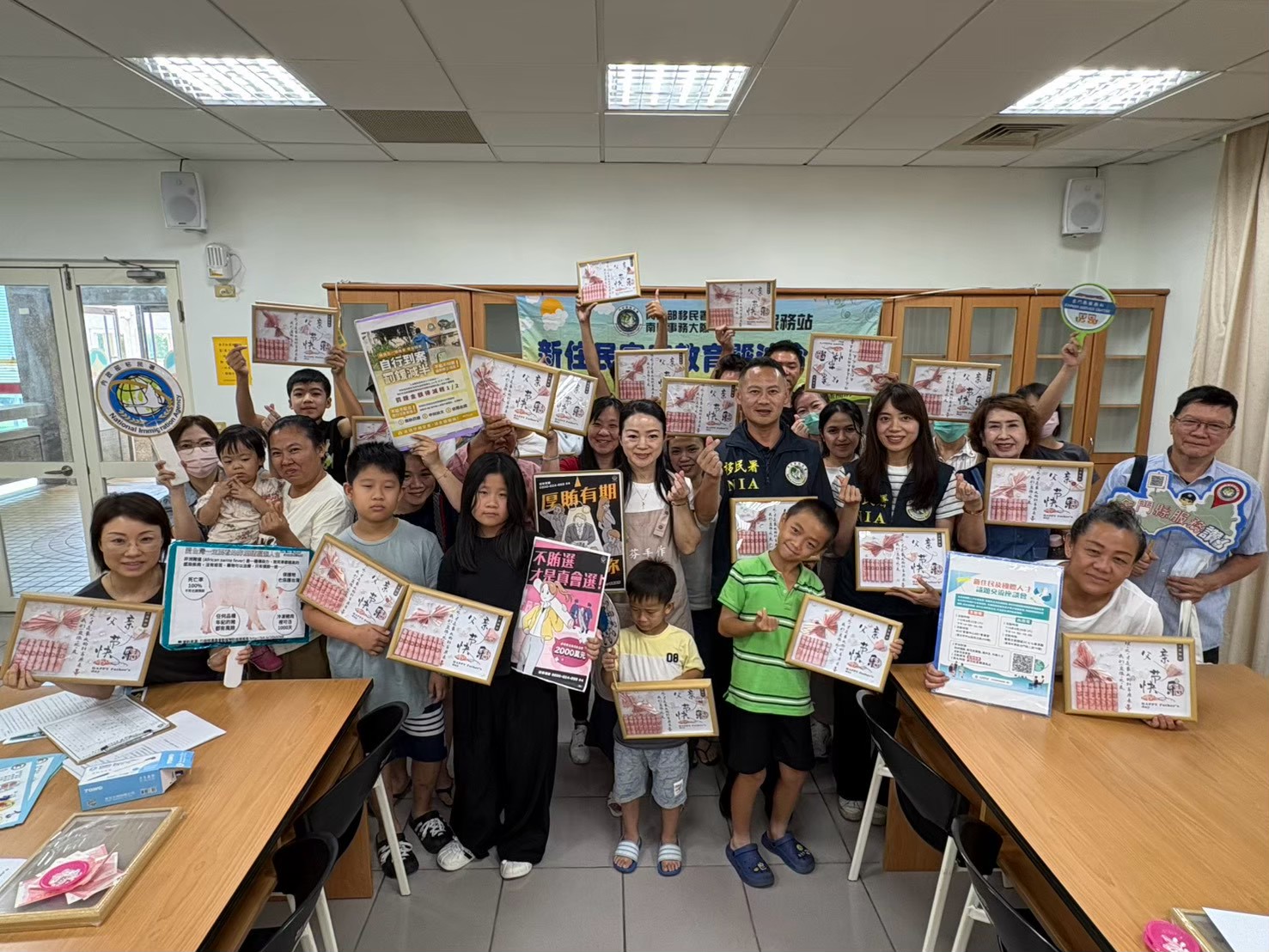 「花」點時間愛家人！金門新住民親子手作「有錢花」讓幸福滿「框」