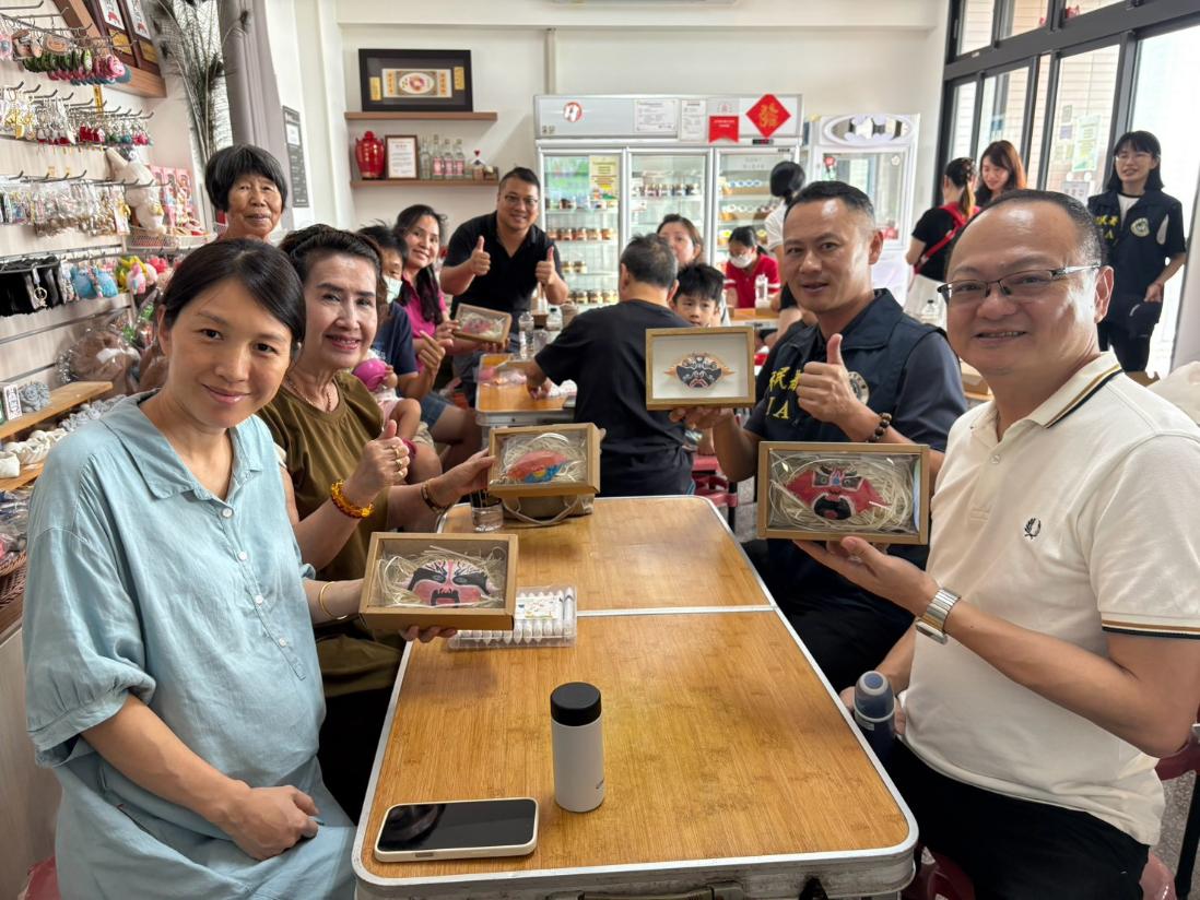 螃蟹殼變身彩繪藝術！金門移民署邀新住民親子嘉年華同樂