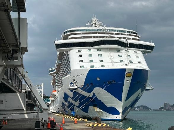 移民署郵輪旅客查驗優化再升級！ 基隆港逾3,200名旅客極速通關